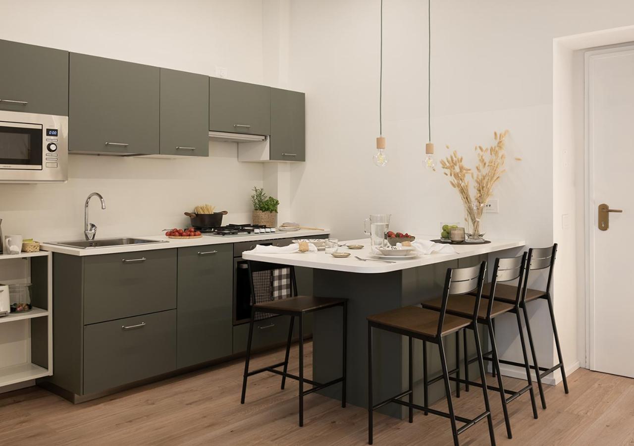 Exclusive Green Apartment - City Center - Como - Near Station 객실 사진